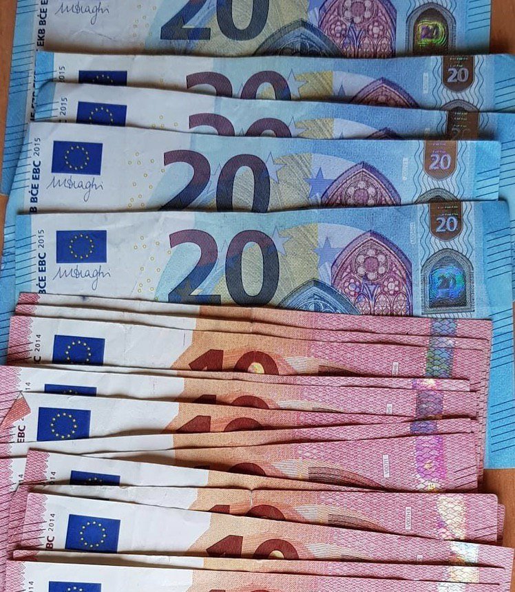 SubM92's tweet photo. @geldherrin_lena Darf ich Sie in Hannover besuchen kommen? https://t.co/SN1lPxWINK