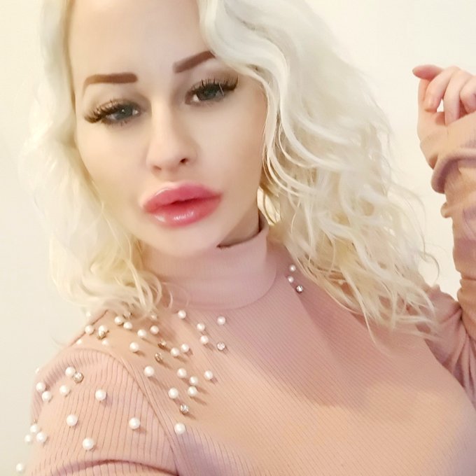 #blondecurls https://t.co/QMkwCS8W4p<a href="/tag/blondecurls"class="tags">#blondecurls</a>