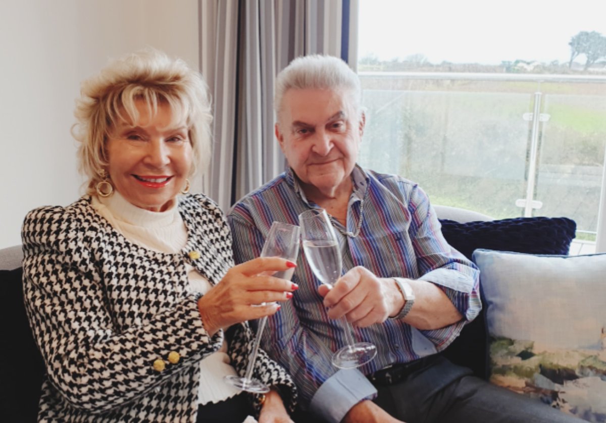 This week, we had the pleasure of welcoming Mr &amp; Mrs Venn to Lannanta Forge, Lelant. The team wish them all the very best in their new home.  
#newhome #executivedevelopment #homebuying #Cornwall #coastal #countryside