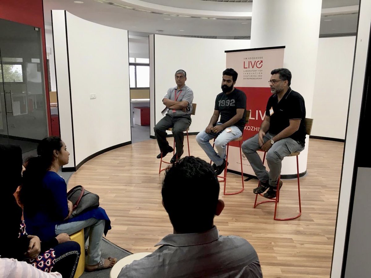 iimk_live's tweet photo. Anil Balan, Co-founder, @SplendreDOOH and Hemanth Valsaraj, Co-founder, @viewboxio interacted with fellow founders and wannabe founders yesterday at #StartupSaturday event organised by @iimk_live in association with @Headstarters https://t.co/lCRtPhbOrX