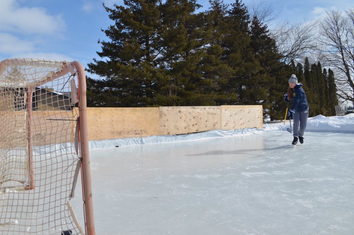 Perfect weather for the #backyardrink today