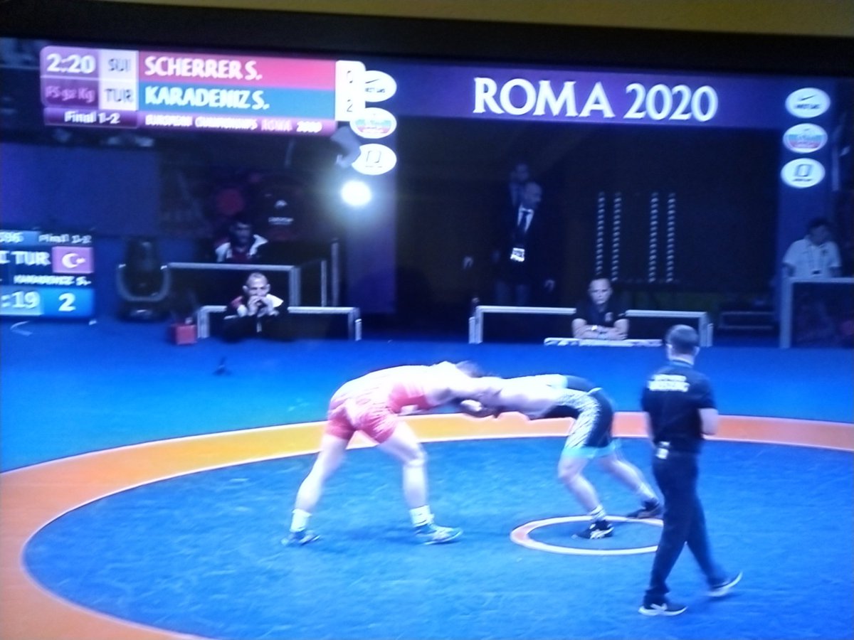 Akkent_Zeyve's tweet photo. İtalya'nın Başkenti Roma’da yapılan Avrupa Güreş Şampiyonasında, Denizli Güreş Eğitim Merkezi mezunu Çivrilli Milli Sporcumuz Süleyman KARADENİZ 92 Kg. da ŞAMPİYON olarak güreş tarihine adını Altın harflerle yazdırdı.@hasannkarahan @sahin_tin @avcahitozkan @osmanzolan https://t.co/RYPUiZq2Af