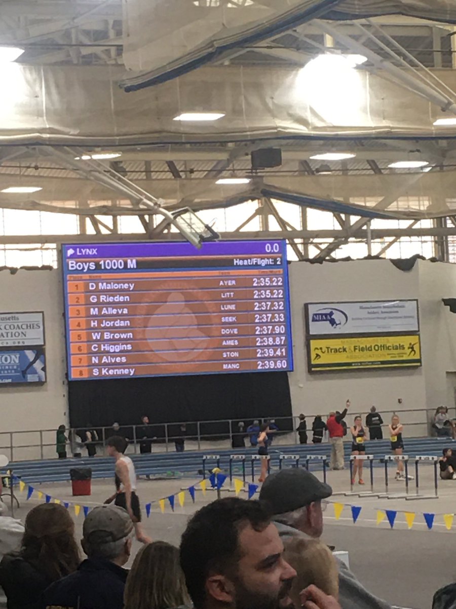 dscoachbennett's tweet photo. Will Brown in the 1000, 5th place with a huge PR!! https://t.co/e1hDhuPixy