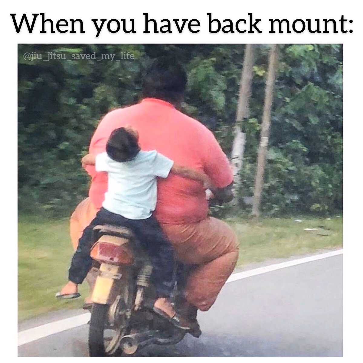 BJJSavedMyLife's tweet photo. Holding on for dear life! 😰 #JiuJitsuSavedMyLife #JiuJitsu #jiujitsulifestyle #jiujitsulife #BJJ #brazilianjiujitsu #backmount #rearnakedchoke #grappling #wrestling #sambo #judo https://t.co/d43y0kA0NS