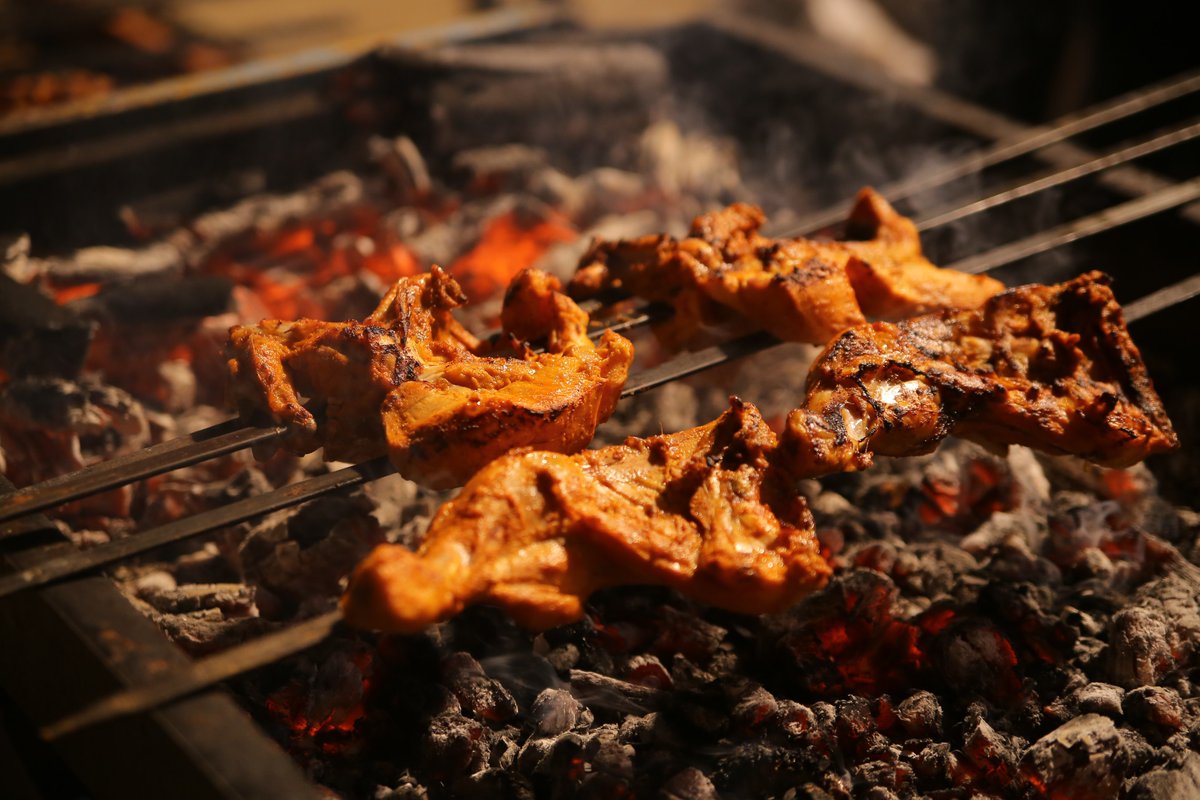 arydigitalasia's tweet photo. You just cannot miss these delicious delights here at Day 3 of Pakistan's Biggest Family Food &amp; Music Festival #ARYFeast at #BeachViewPark, Clifton ‼
#Follow @aryfeast for more updates
#Ariel #TapalDanedar #NestleEveryday #ARYDigitalNetwork #FamilyFestival #FoodFestival https://t.co/K6C0PlnVQU