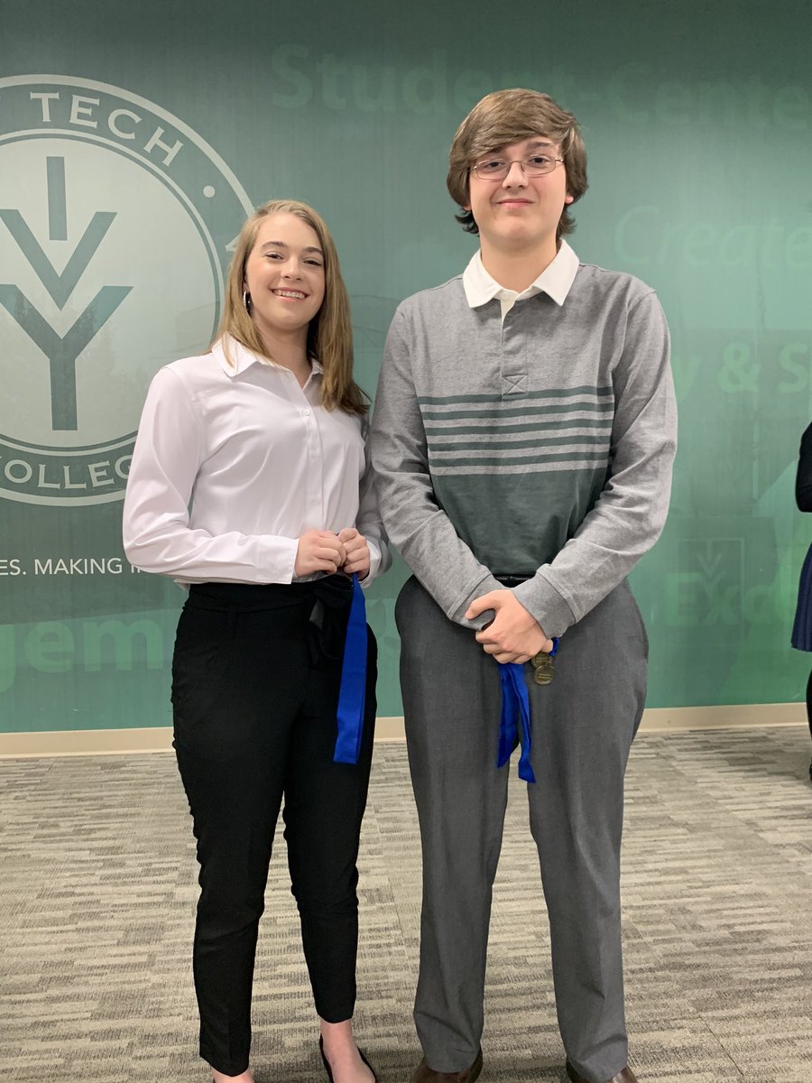 Kels_Wertz's tweet image. @IndianaHistory @NationalHistory Regional Competition Medalists:

Chase Campbell - STATE QUALIFIER

Deseraye Pizana, Emma Huth, &amp;amp; Willow Dietrich -STATE QUALIFIERS

Meghan Psurney, Kaiden Bishop, and Gideon Yoder - STATE QUALIFIERS

@DeKalbHS @DeKalbNewTech #WeAreDeKalb #WorldBio