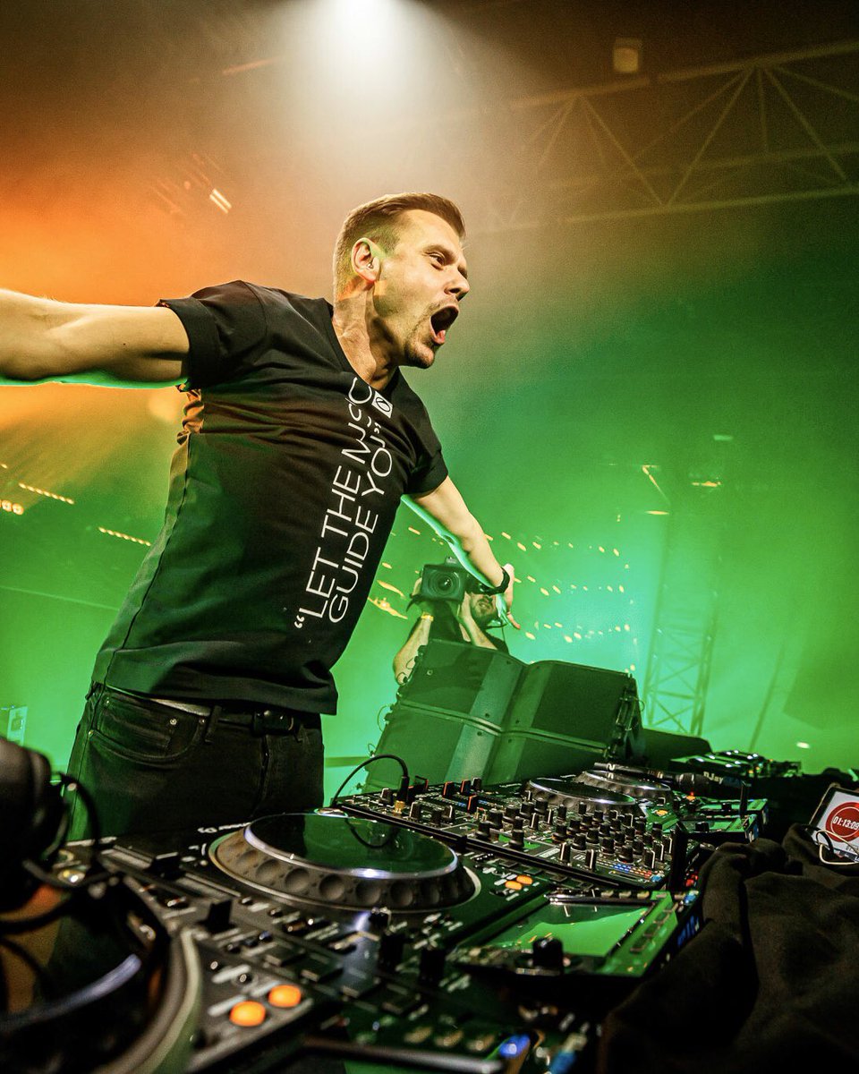 Thank you all, everyone in Utrecht and everyone watching from home. Your support, energy and love means everything to me ❤️ #ASOTNL #ASOT950 <a href="/asot/">A State of Trance</a>