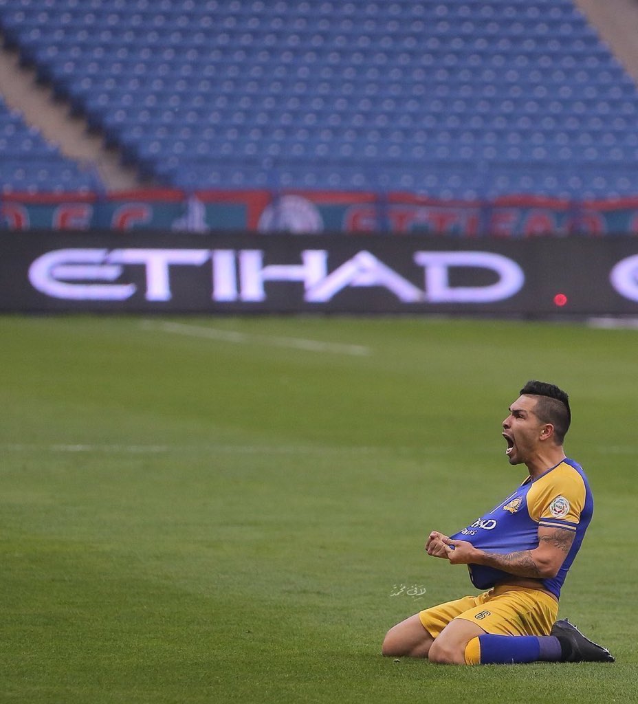 Fahad_Algathami's tweet image. اتمني اعطاءه اشاره القياده المباراه القادمه

هذا قدوه داخل و خارج الميدان

هذا القاااااادح بيتروس 💛 6 💙

 #كلنا_بيتروس