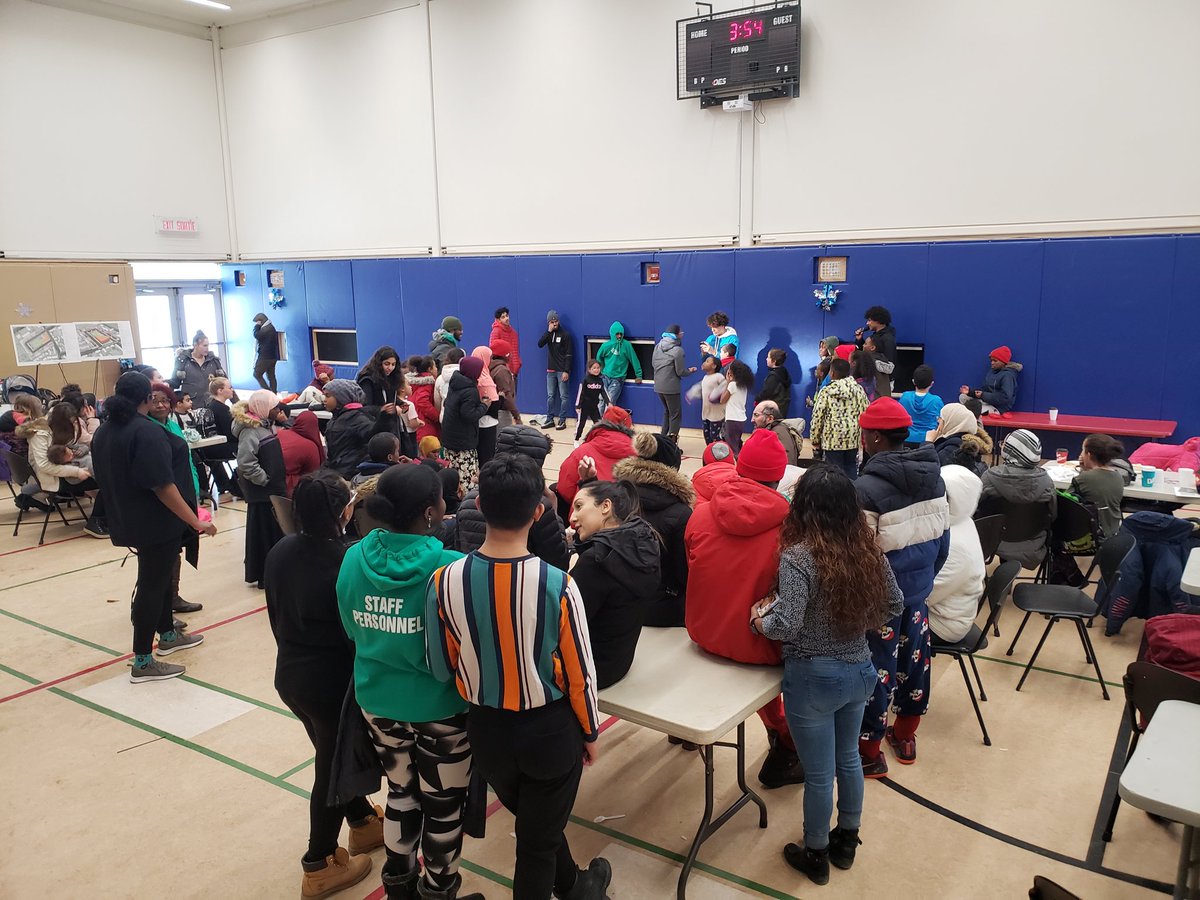 NRT South <a href="/OttawaPolice/">Ottawa Police</a> attended Heatherington Winter Event #Heatherington Officers and community members shared a good time. Thanks <a href="/eastcpcs/">OPS East CPC's</a> . Officers handed out hockey gear and hot chocolate coupons to local youth. <a href="/AltaVistaWard18/">Jean Cloutier</a>
