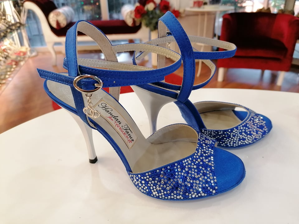 CnpStyle's tweet photo. Bluetifull -TANGUERA DANCE SHOES
#danceshoes #Blue https://t.co/xE8KiB0ZSk