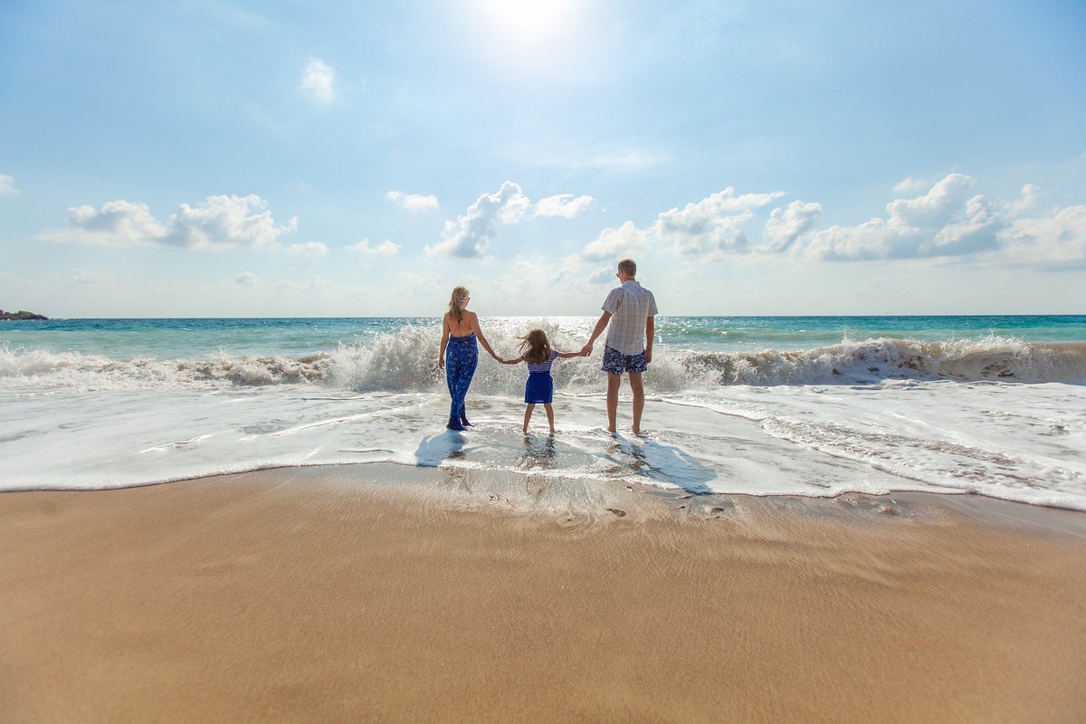 Ferienhaus-Urlaub mit der ganzen Familie 🏡👶👪: In unserer neuen Rubrik findet ihr ausgesuchte, familienfreundliche Ferienhäuser in ganz Europa: wohnmalanders.de/specials/urlau…
#ferienhaus #urlaub #familie #kinder #erholung #familienfreundlich #wohnmalanders