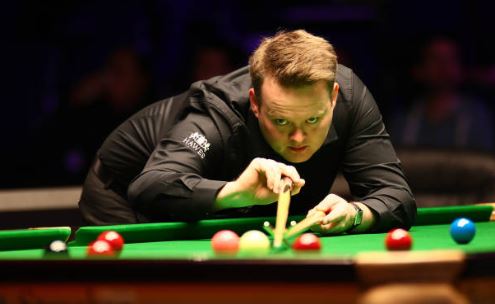 At the end of the first session in the Welsh Open final, Shaun Murphy leads Kyren Wilson 7-1. We'll be back at 19:00 GMT for the evening session. 👉 bbc.in/2HrFSD7 #bbcsnooker