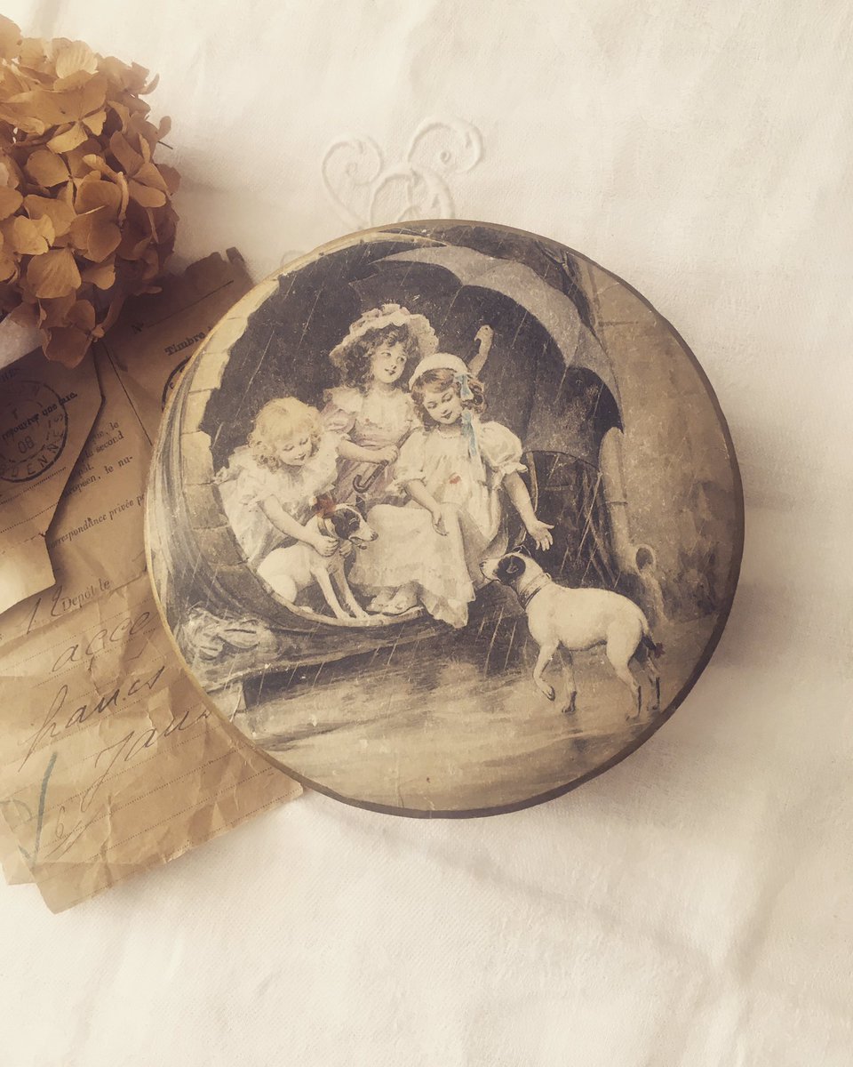 フランス雑貨chouchou V Twitter 出張で滋賀におります 明日は岐阜 17日月曜日は臨時休業させていただきますm M ネットショップはこちらから T Co Ywwci37fjs フランス買い付け フランスアンティーク フランス好きな人と繋がりたい ドラジェの