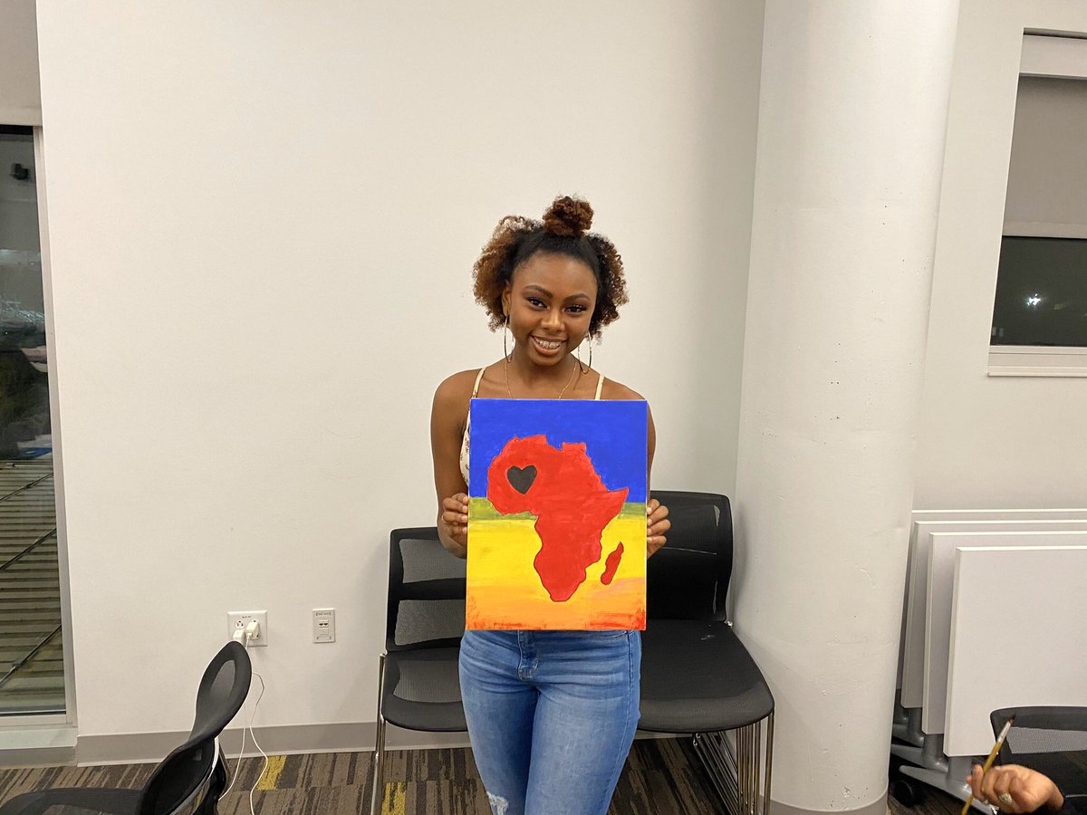 Talented_X's tweet photo. Shout out to @BlackArt_SHSU for helping us host “Paint With A Date” and thank you to everyone who came and supported!!! Be on the lookout for more of our events this semester✖️✖️ #shsu https://t.co/nV3XpHOA0H