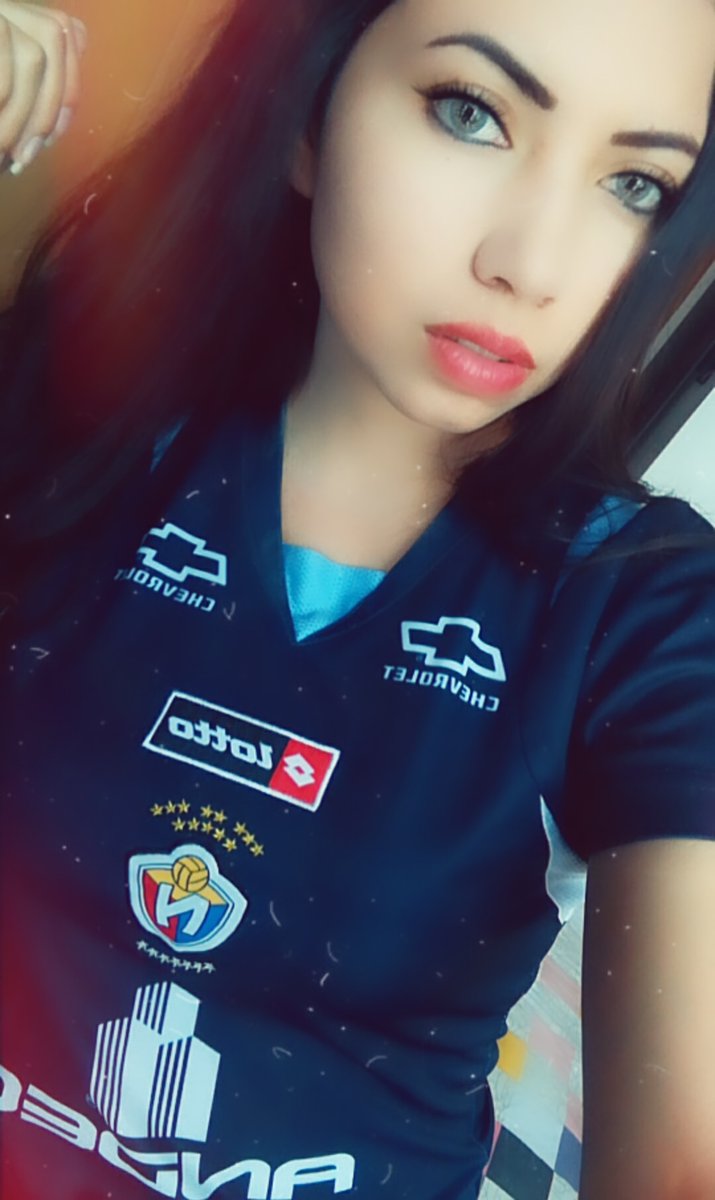 Fer_Cynthia's tweet photo. ⚽ https://t.co/wRxD4m7geb