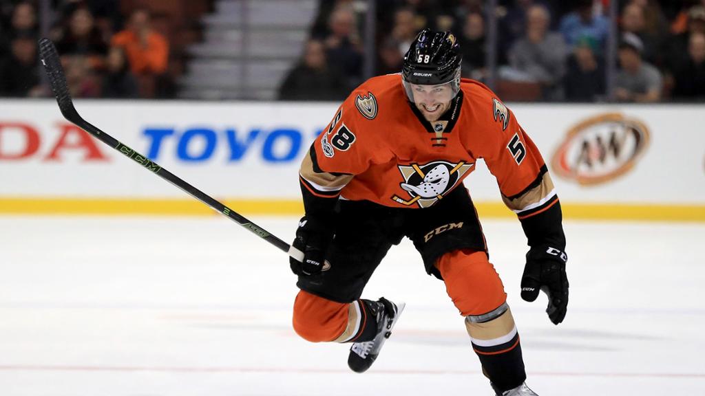 NicKerdiles's tweet image. 🏒Hockey Day in America!  @PredsNHL #NHL #sendbacksunday #nicsellsnash #HDIA