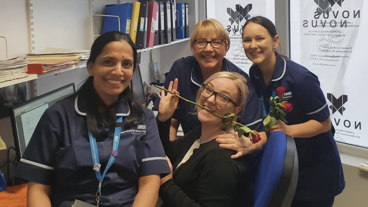 Giving Valentine’s love to all of these departments who make up the most wonderful Transplant and VAD Team. 🌹