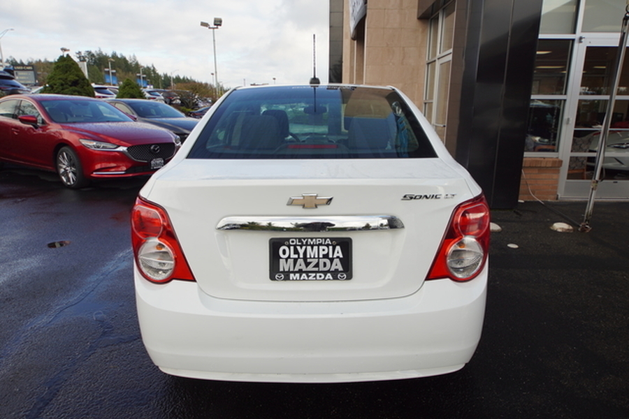 This 2016 Chevrolet Sonic has 72k miles and is available for $8,999.

More info on our website: olympiamazda.com

#Chevrolet #Sonic #OlympiaMazda #OlympiaUsedCars #NewUsedCar