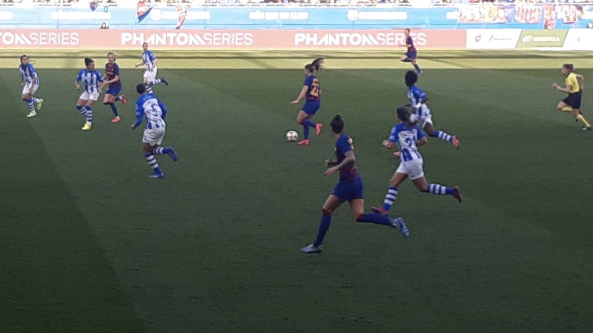 FundacioCanigo's tweet photo. A la llar li agrada el futbol femení. https://t.co/s1XFmWZ8dn