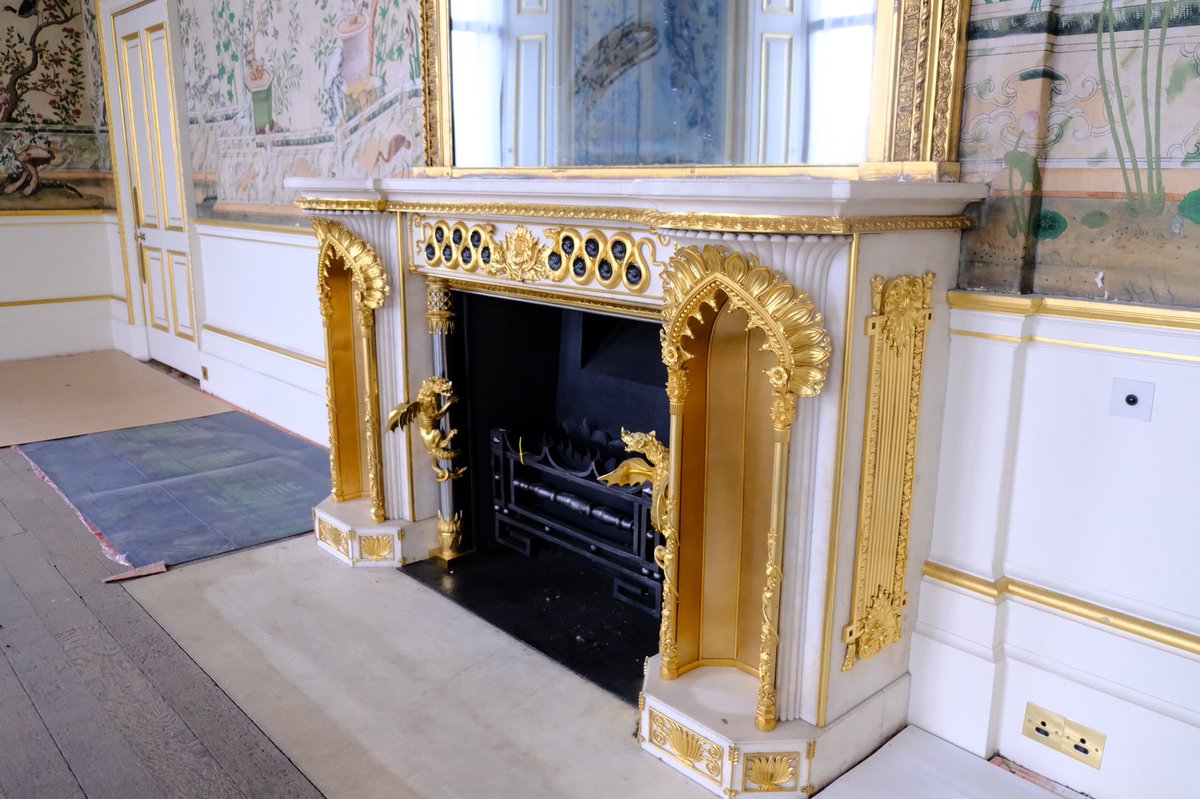 Buckingham Palace Yellow Drawing Room