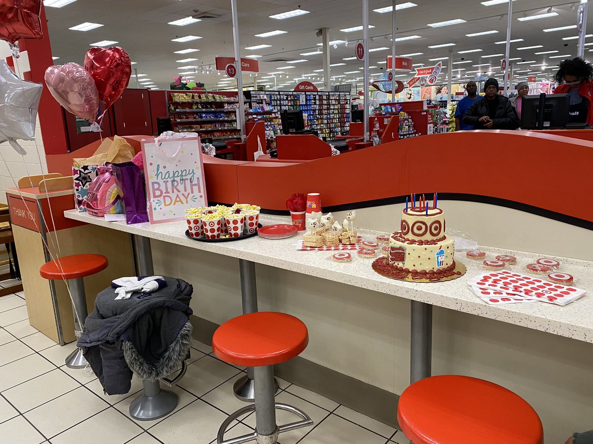 RikDrip's tweet photo. Seriously Manager Albert was the best!!! Thanks so much @Target!!!! https://t.co/nbYy4dUIIH