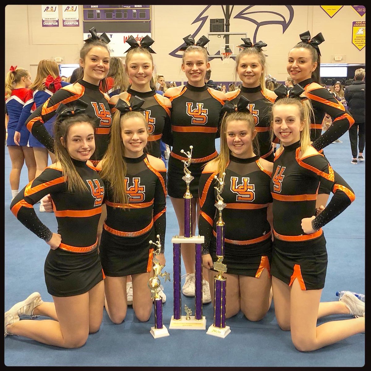 <a href="/SquadUshs/">USHS COMPETITION SQUAD</a> had a great day 🏆 first in Small Varsity, best tumbling and GRAND CHAMPS 💪🏼