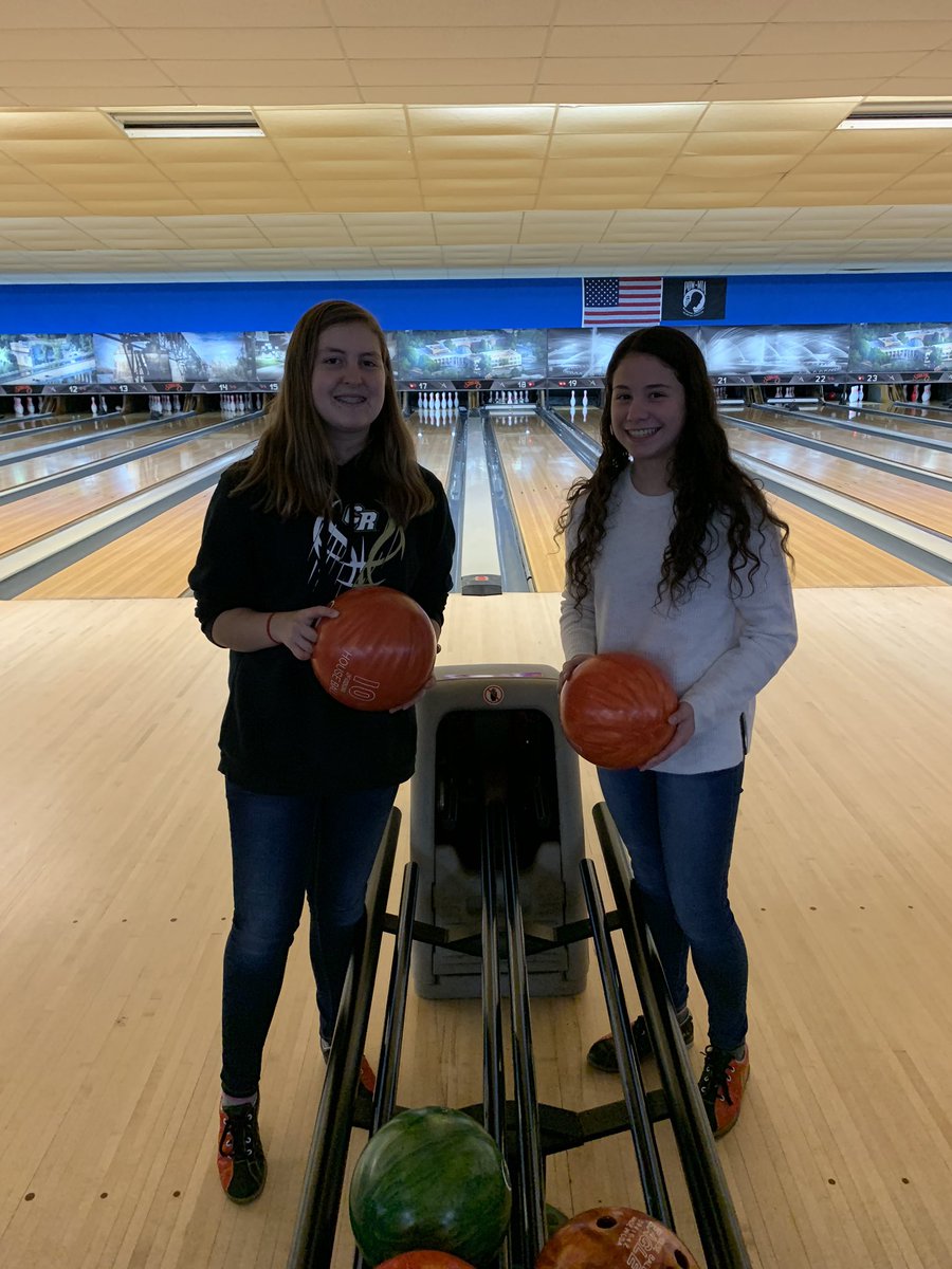 JordyneD's tweet photo. Ending the year with a little bowling game! Missing two, but they were here in spirit! Great season ladies! @CRHSgbball #basketball #team https://t.co/vnBXpSOZmK