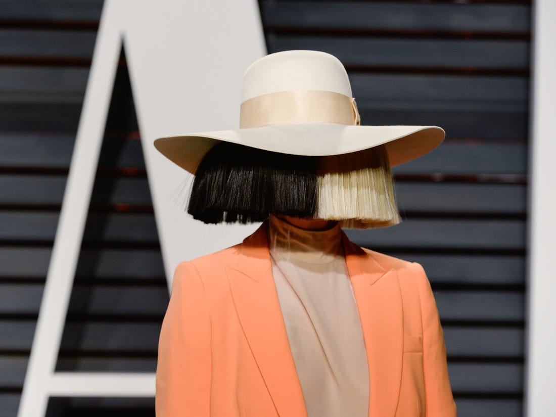 Sia has refrained from appearing in public recognizable and has always found ways to remain hidden to the general public. "I don't want to be famous, or recognizable. If anyone besides famous people knew what it was like to be famous, they would never want to be famous."