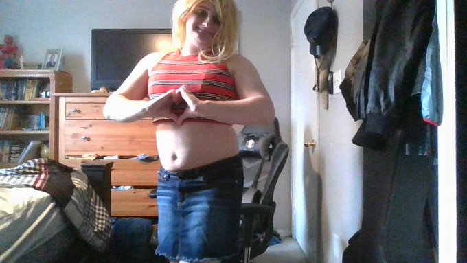 just got a new outfit hope you all like it https://t.co/X344s8gEgd<a href="/tag/crossdresser"class="tags"><span>#crossdresser</span></a><a href="/tag/crossdress"class="tags"><span>#crossdress</span></a><a href="/tag/crossdressinglife"class="tags"><span>#crossdressinglife</span></a>