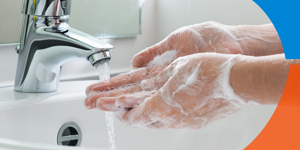 SummaHealth's tweet image. Want to stay healthy this winter? Wash your hands. It’s one of the most important ways to prevent illness and the spread of germs. tinyurl.com/yya76y3l
#WashHands #FluPrevention #FluTips