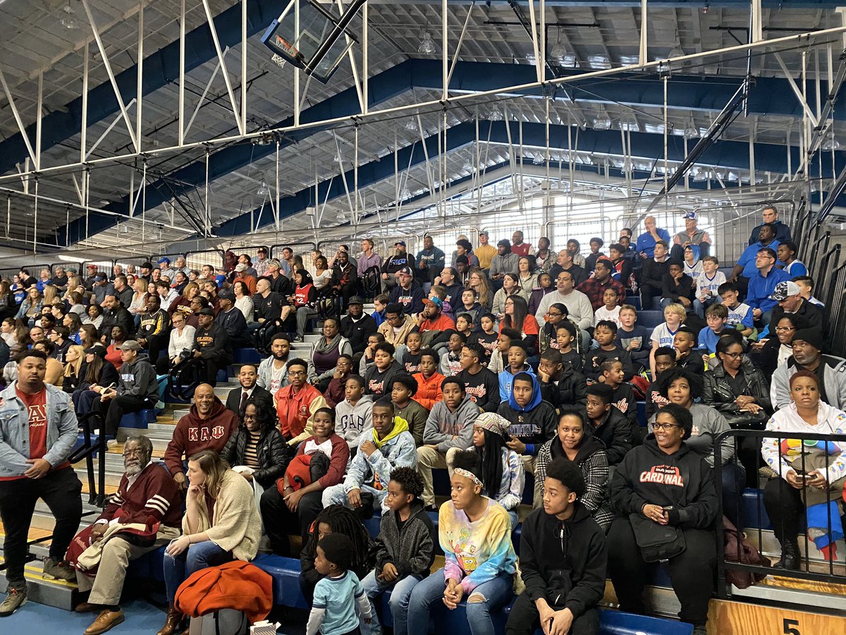 cnu_nupes's tweet photo. This weekend, the Colony partnered with the Hampton-Newport News Alumni Chapter to bring our Kappa League kids to CNU’s Senior Night. Thank you to all the families and supporters who made this possible. ♦️👌🏽 https://t.co/OKUVDEDmIY