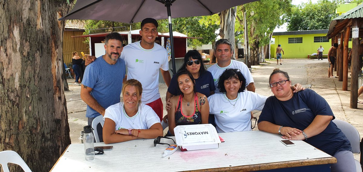 pablo1fuentes's tweet photo. Hermoso día para seguir disfrutando el verano en las piletas del #CEDEM1 y #CEDEM3 . Que bueno que tu municipio te ofrezca estos servicios @dievalen @Municipalidad3F https://t.co/cJxqMuVoSG