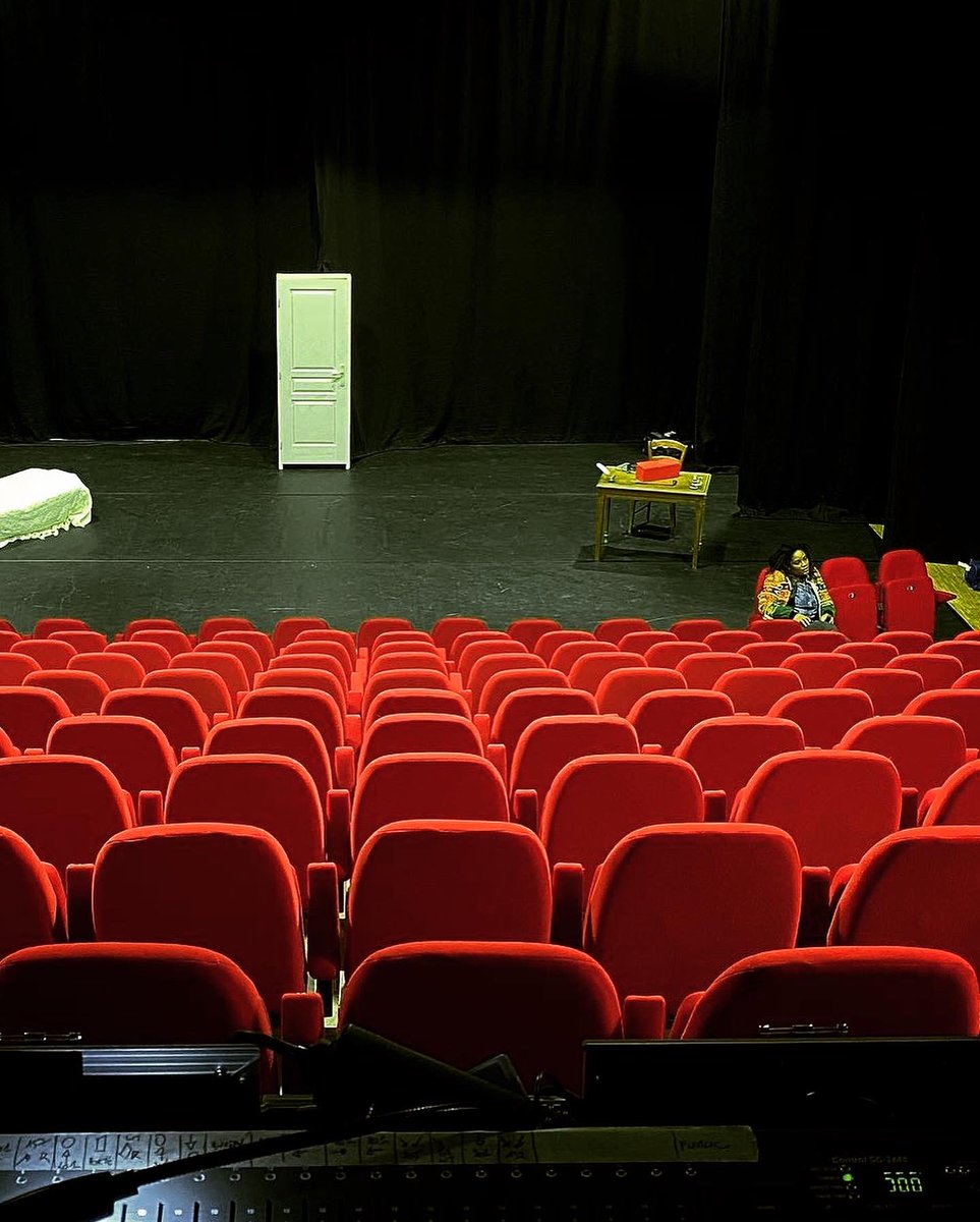 LionelCecilio's tweet photo. Tournée franco-Suisse ce week-end avec @vmfou #theatre https://t.co/VEoqAsBxMU