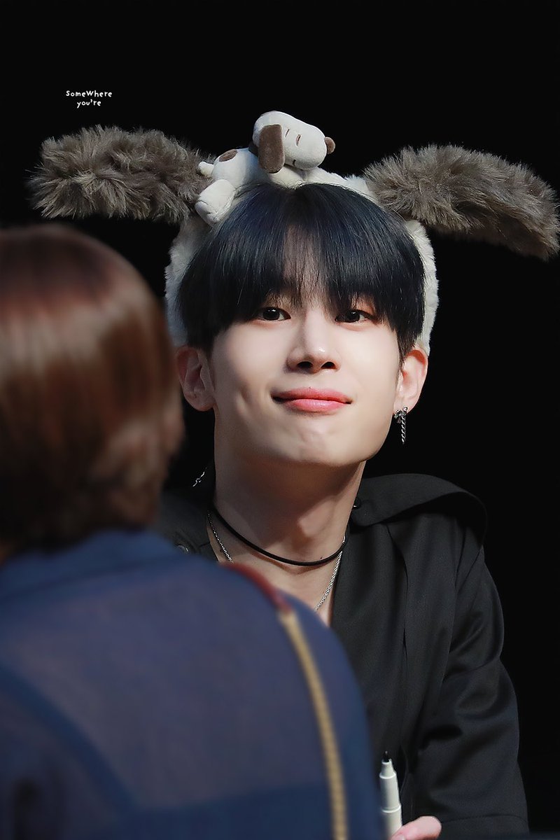 seungwoo ; HIS SIDE DIMPLE