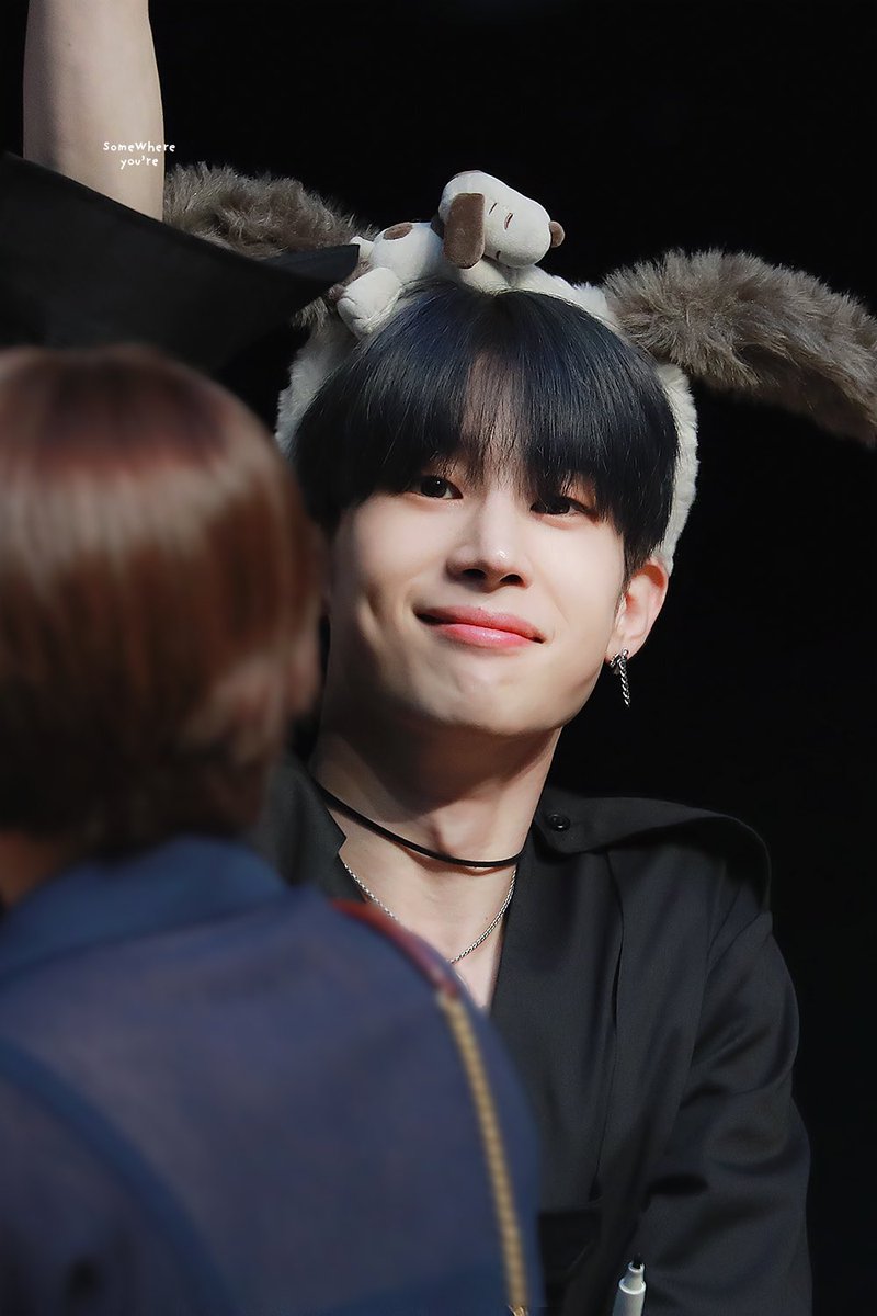 seungwoo ; HIS SIDE DIMPLE