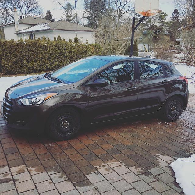 iamjeffyc's tweet photo. Nothing like a clean car in the second week of Feb. https://t.co/8pgehNzswj