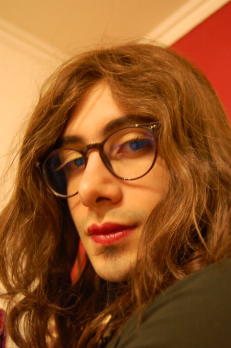 Lazar’s pics and videos