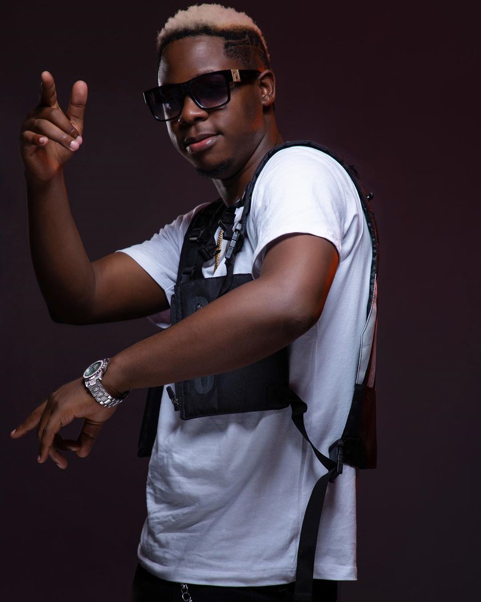 alextar_promoz's tweet photo. #NewDrop #TEEKA Frm @ceaserous_music ft @ketchuponyido @AllanXperience #ignishan #AlextarPromotionz
https://t.co/5eRIaG1Gul https://t.co/8tPo781K8l