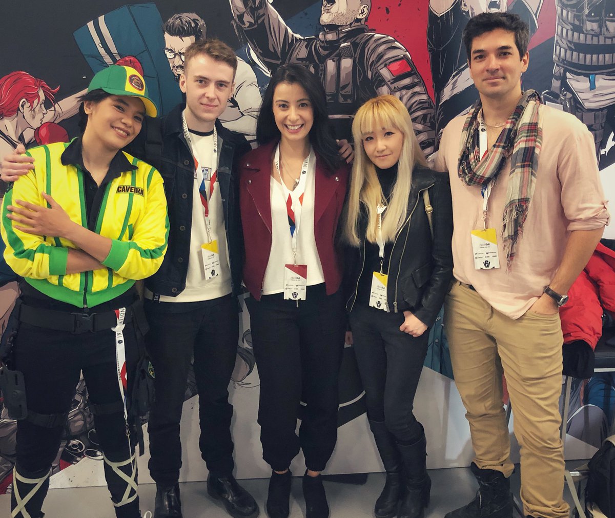 Surrounded by so much talent in the  #R6Community!! #SixInvitational #RainbowSixSiege