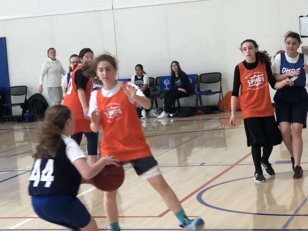 rabbiruben's tweet photo. ⁦@jchsofthebay⁩ and ⁦@Kehillah⁩ proud to be co-sponsoring  our 3rd annual #GoldenTallisInvitational basketball tournament for Bay Area Jewish middle schools. Awesome match-ups. Thanks to #OlumpicClubFoundation for it support. https://t.co/0V4yJb1w4u