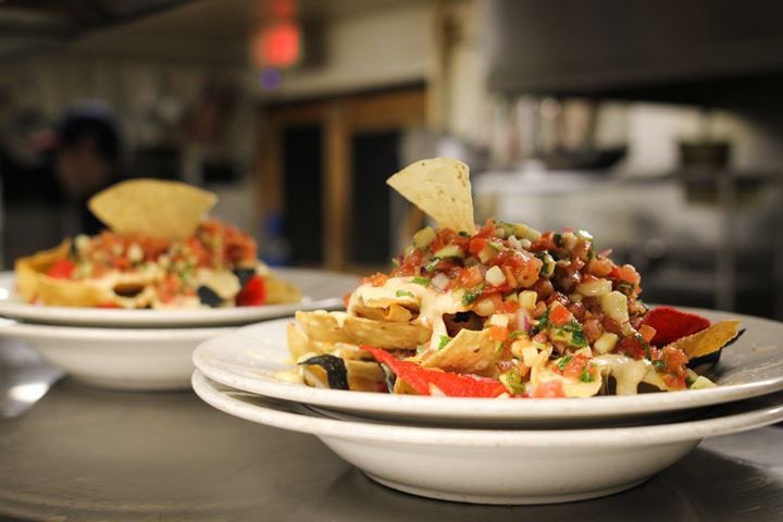 Long weekends were made for beers and snacks! Open 12pm-8pm today and closed tomorrow for the holiday, join us! #thisismotor #yqg #yqgfood #windsorontario #windsoreats #longweekend