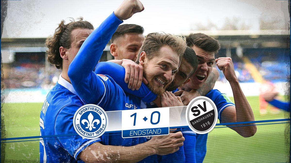 sv98BR's tweet photo. Em partida válida pela 22º rodada, o #Darmstadt venceu em casa o SV #Sandhausen por 1:0, com um gol marcado por Immanuel #Höhn '59 e que minutos depois foi expulso. Os lírios estão em 9º na #2ºBundesliga com 29 pontos. #LILIENBR https://t.co/lfTEFBamGF