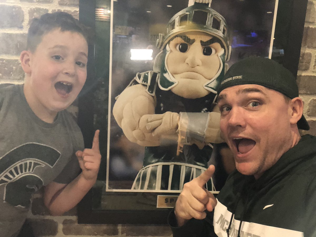 camhut's tweet photo. Loving life with my favorite guy at #BWWLivonia https://t.co/UXMblif07s