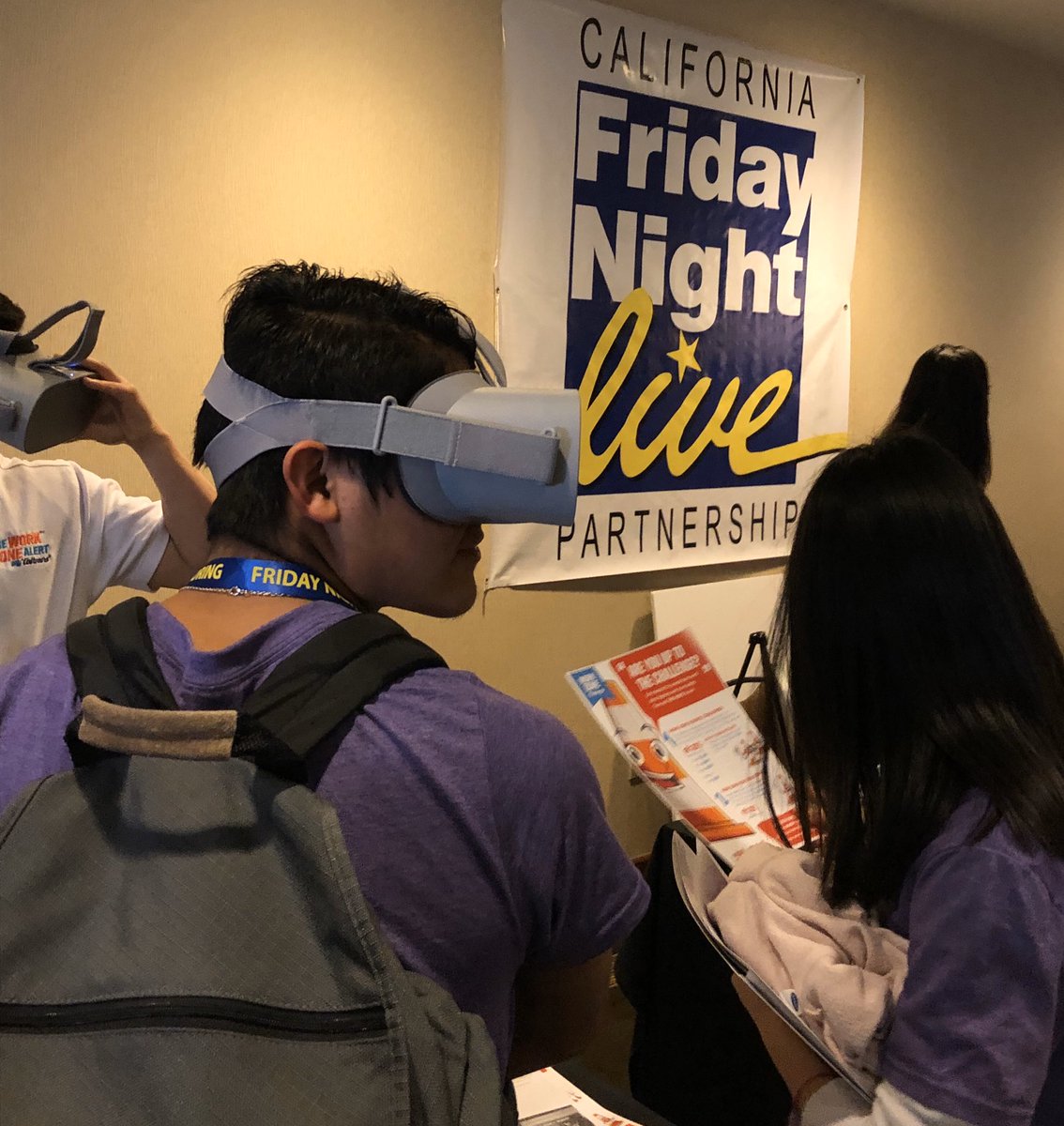 sbcountyph's tweet photo. The #FNLYouthSummit is nearing its end. @CHSPhelan is learning topics affecting youth today. 1 issue they are tackling is underage gambling, and the tools they learn here will help them create a PSA to address it.
#FNL @CFNLP #2020VisionForOurFuture https://t.co/Bkr9oANgyf