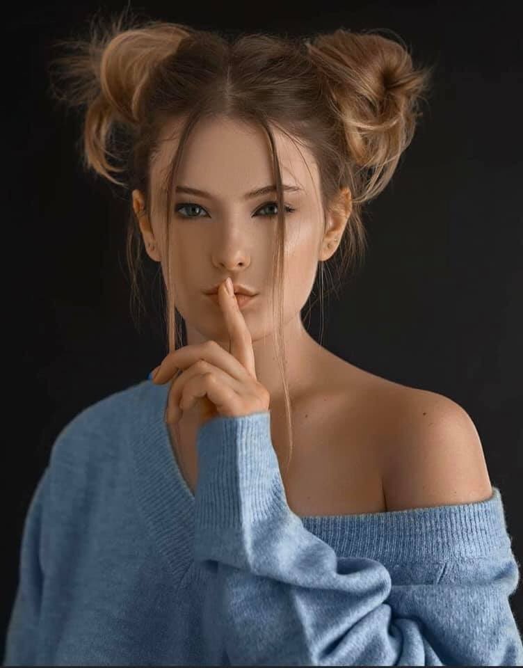m_____a7's tweet photo. 🌹إلى من يروق له صوري...تفضل 
🌹🌹🌹ومن يريد تغريداتي ...هنيئا 
🌹ومن يحاول تقليد شخصيتي...لا تقصر
لكنك ببساطة لن تصل إلى ما أنا عليه 😌😌 لأن النجاح يكمن في التميز بصدق ❤ لا في التقليد... https://t.co/qZzyYMGtNl