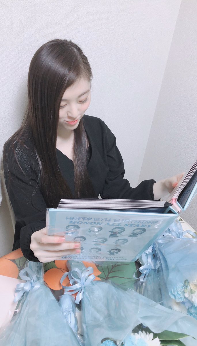 honon0130's tweet image. おはようございます❣️

昨日の生誕祭💎
最高に幸せな時間をありがとうございました😊

このポーズ
いっぱいやってたね笑💕
無意識だったー😅

ブログは、もう少し待ってね‼️

今日は
秋葉原P.A.R.M.Sにて
定期公演2部に20:25〜スリジエ🌸で出演します✨

会いに来てねー💎✨

#スリジエ
#椿原ほのん