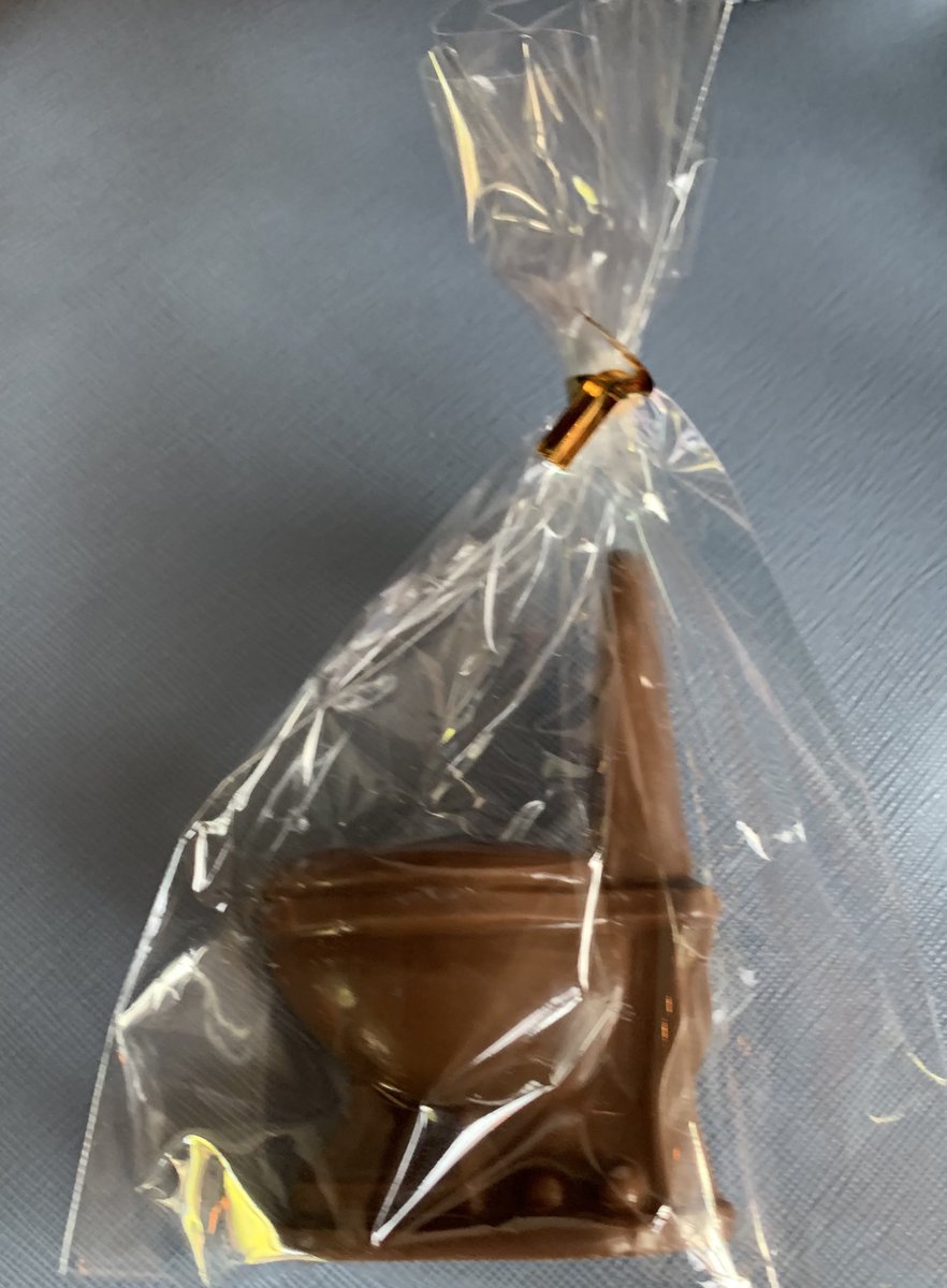 evenanerd's tweet photo. Ever had a chocolate toilet? #urinetown #spreckles #musical https://t.co/kPD2DxDXmd