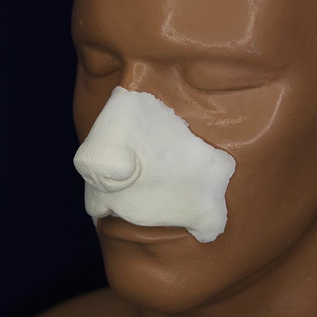 A nice close up of the new Rubberwear dog nose. Noses are probably our best sellers and something that really changes a character #spacemonkeysfx #dognose #foamlatexprostheticappliance #makeupsupplier #specialeffects ift.tt/321Rx4Q