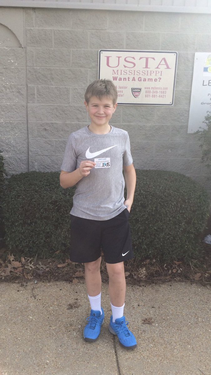 Congratulations to Jack Veazey for winning the Boys 14u L4 tournament in Tupelo this wkend, beating the #5 ranked player in Alabama and the #3 ranked player in Mississippi along the way. 👊🏻