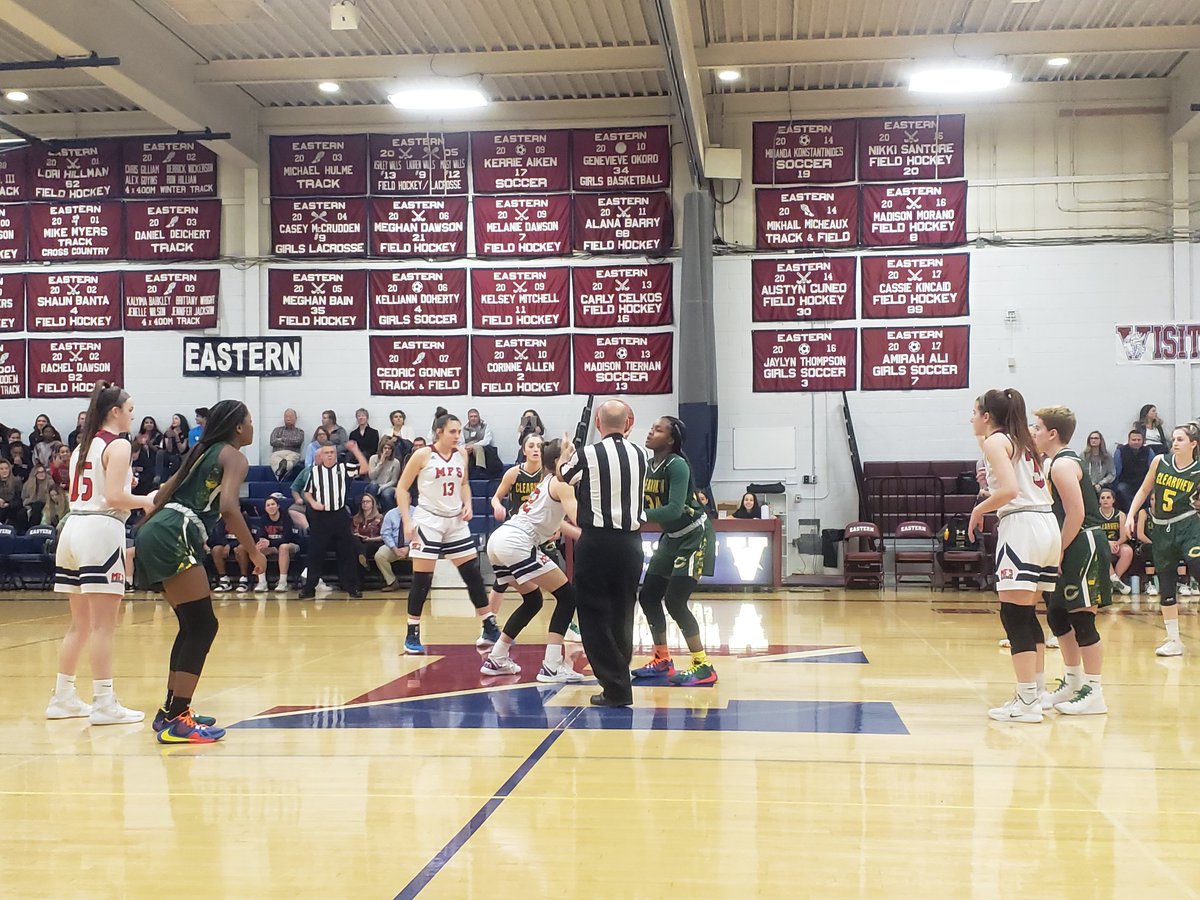 ChrisMelchiorre's tweet image. Moorestown Friends taking on Clearview for the SJIBT crown